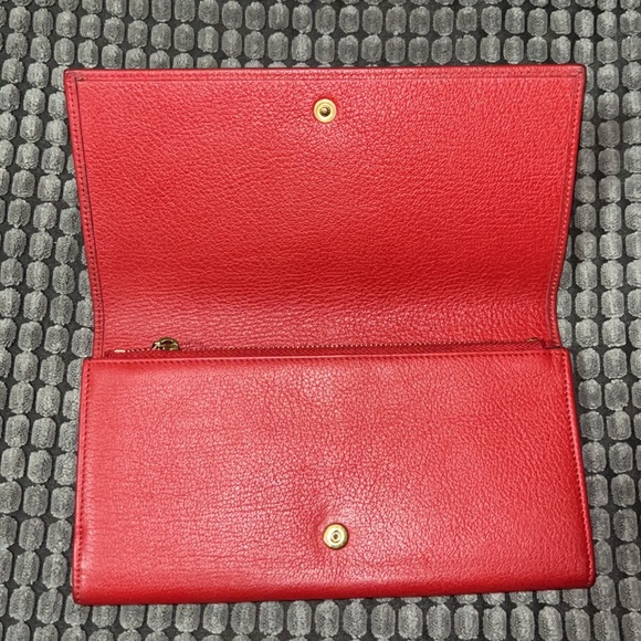 YSL Red Belle Du Jour Long Wallet - Picture 2 of 14